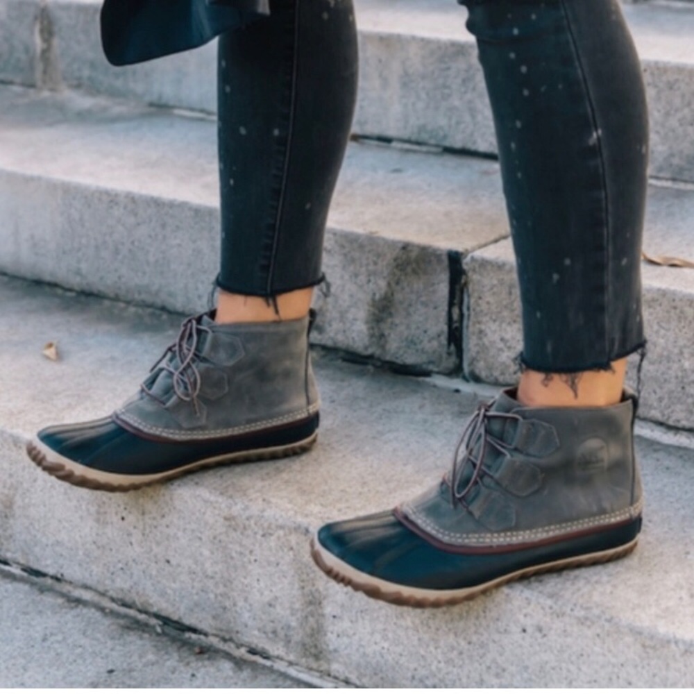 Sorel Gray Out N About Boots 9
